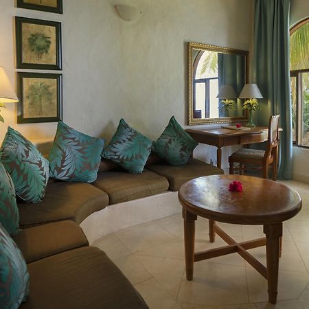 Sunset Beach Hotel Glacis  Екстериор снимка