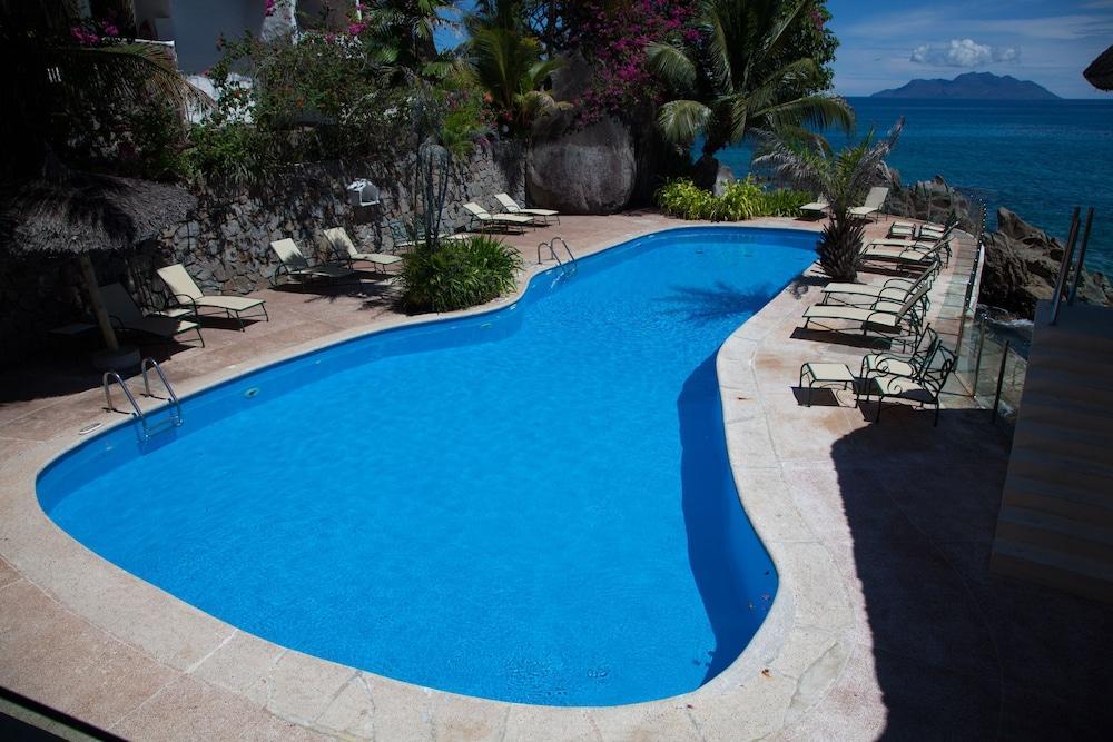 Sunset Beach Hotel Glacis  Екстериор снимка