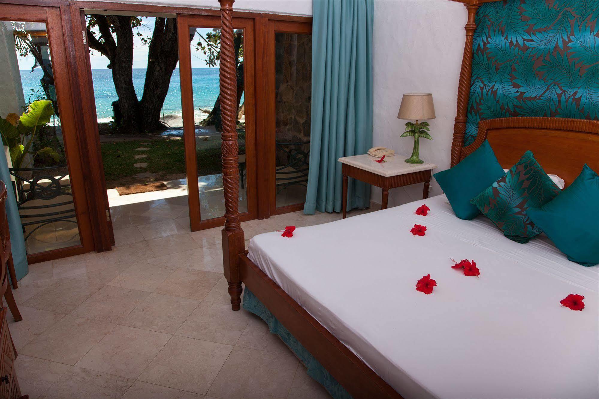 Sunset Beach Hotel Glacis  Екстериор снимка