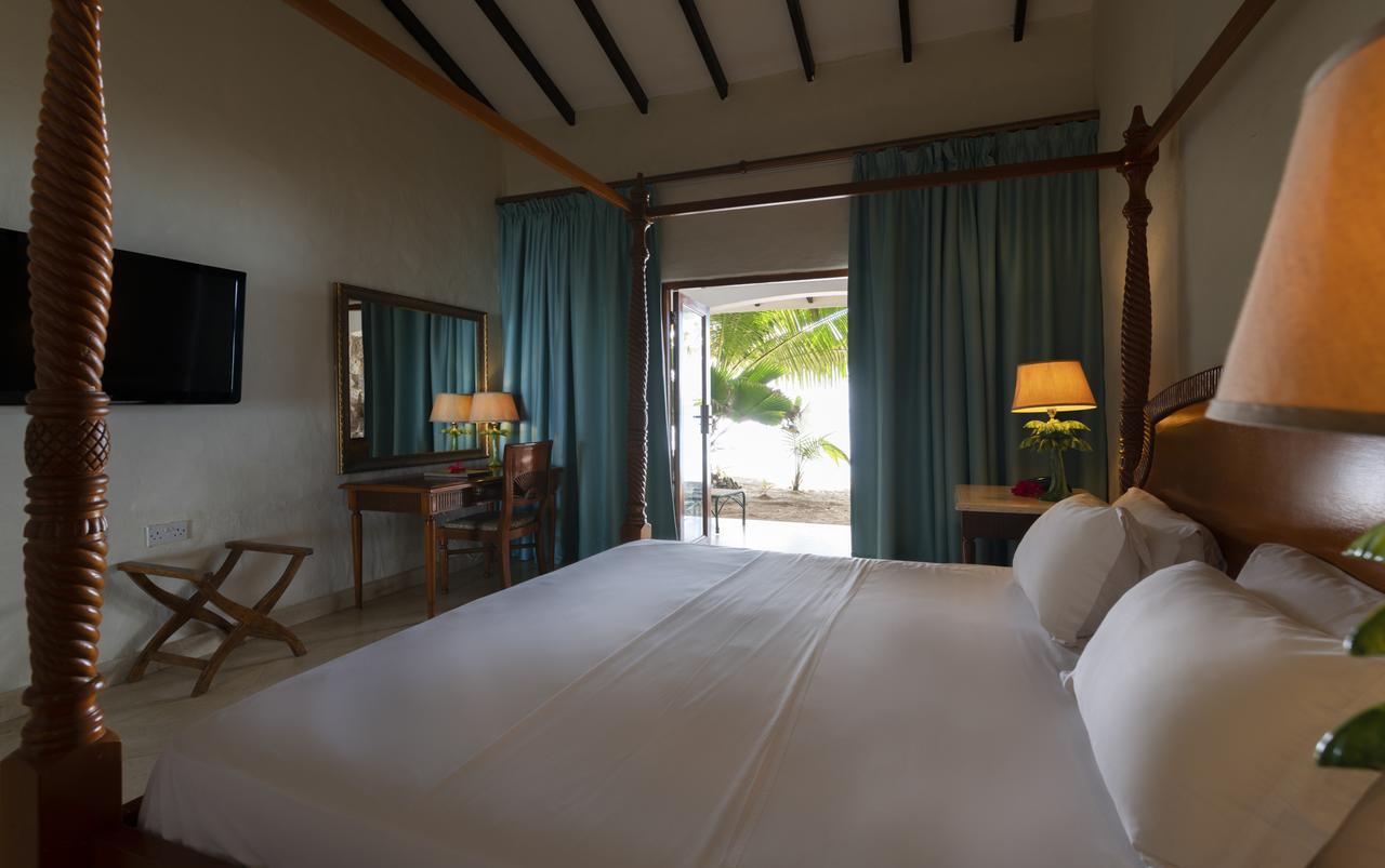 Sunset Beach Hotel Glacis  Екстериор снимка